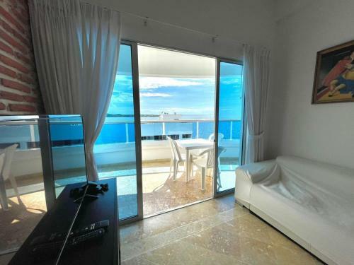 Hermoso Apartamento Con Balc�n Y Vista Al Mar.