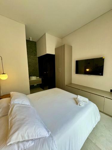 Amazing Luxury House Castalia 6br