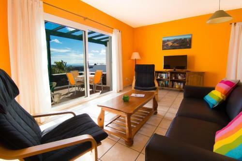 Apartment Mit Meerblick In Ruhiger Lage