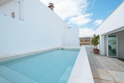 Apartamento Eva Recommends Castellar Pool & Terrace