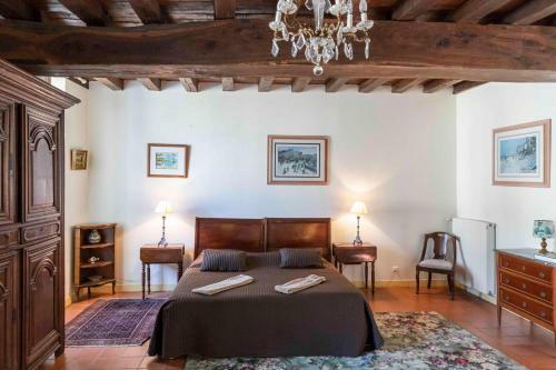 Bed & Breakfast Le Domaine Du Chalonge