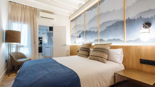 R26 Suites By Magno Apartments