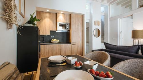 R26 Suites By Magno Apartments