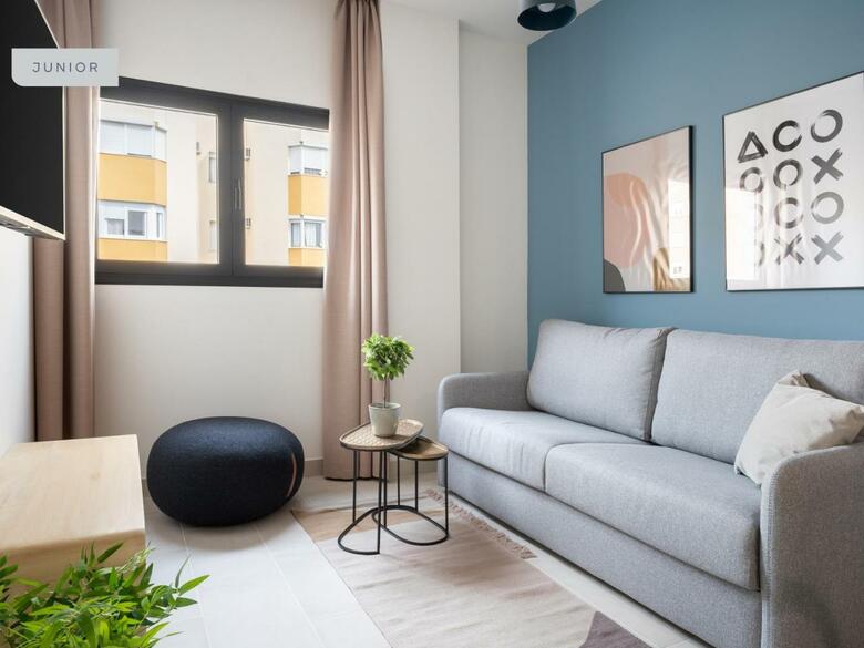 Apartamento Limehome Sevilla Calle Torcuato Luca de Tena - Digital Access