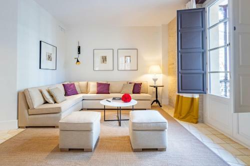 Real Casa De La Moneda Deluxe Apartments