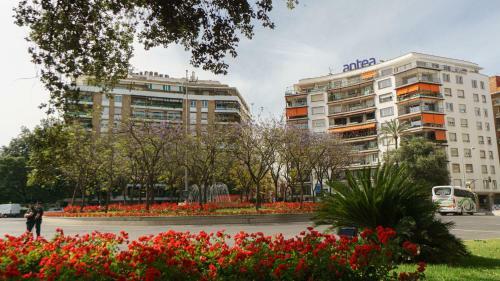 Rentalsevilla Coqueto Apartamento Con Terraza Privada