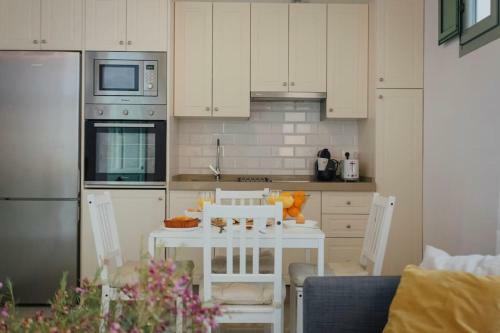 Komodo Gran Poder - Penthouse With Private Pool And Cozy Twin Bedroom Central Apartment