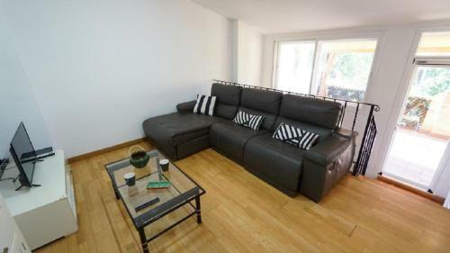 Apartamento Duplex Puerta Carmona - Kainga Homes