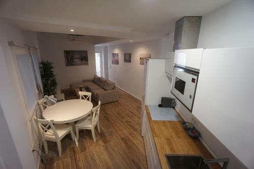 Rentalsevilla Espacioso Y Acogegor Apartamento de 3 Dormitorios