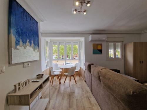 Precioso Apartamento Centro Sevilla Zona Nervi�n.