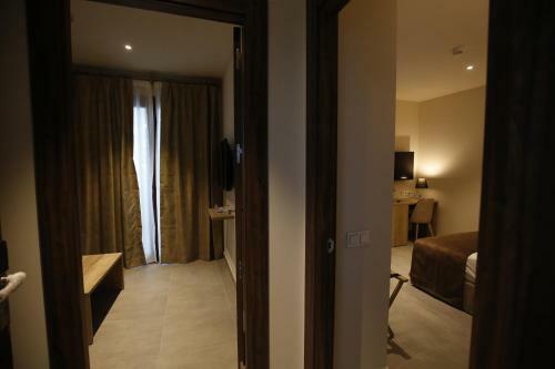 Hotel Av La Florida