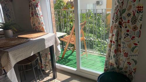 Acogedor Apartamento Con Agradable Balconcito