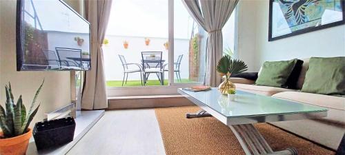 Apartamento �tico de Arte Ba�ado En Sol