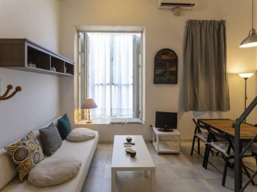 Apartamento San Leandro de Sevilla Oasis En El Centro
