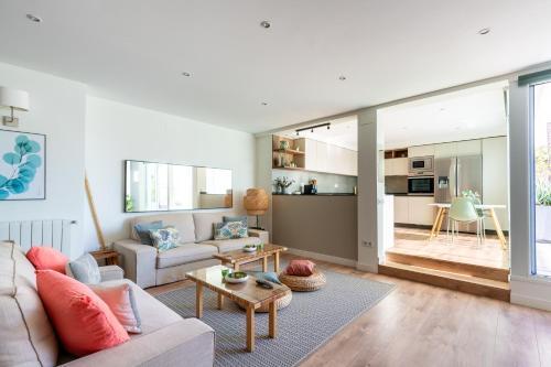 Apartamento C�ntrico Y Luminoso �tico