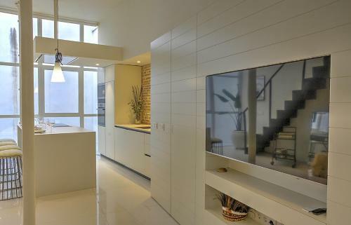 Apartamento Moderno Duplex Sevillano