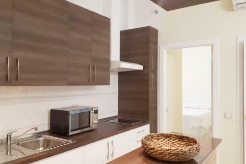 Cozy Apartment In Sevilla Old Town