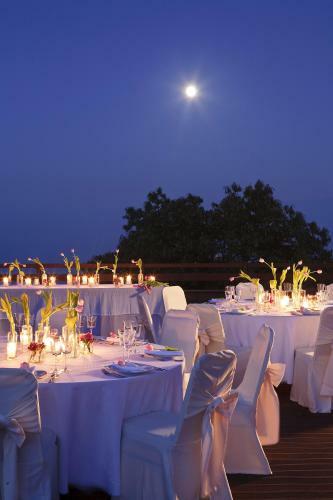 Hotel 12 Months Luxury Resort