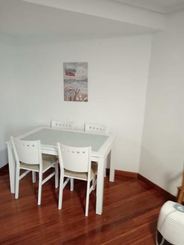 Apartamento Cerca de La R�a Con Parking Incluido By Insidehome