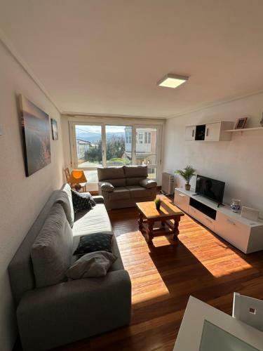 Apartamento Cerca de La R�a Con Parking Incluido By Insidehome