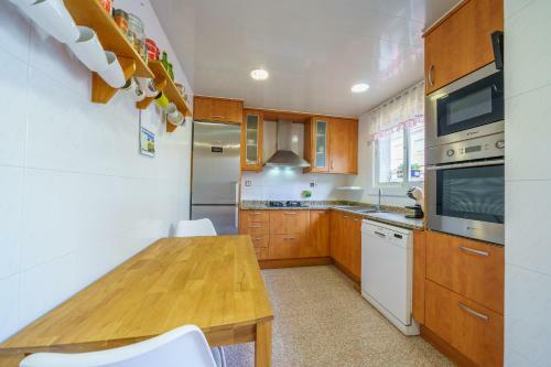Homeholidaysrentals Espriu- Costa Barcelona