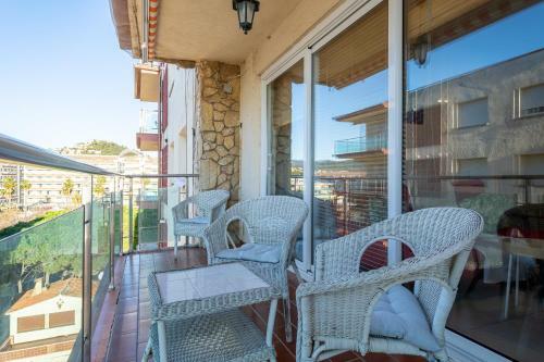 Hauzify I Apartament Llevant