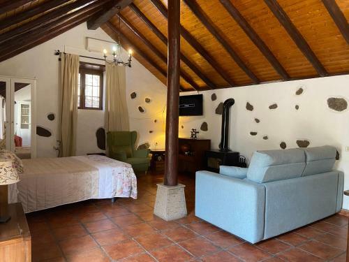 La Casa Vieja de La Monta�a