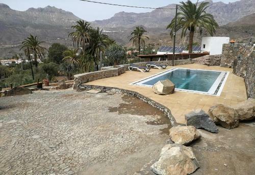 La Casa Vieja de La Monta�a
