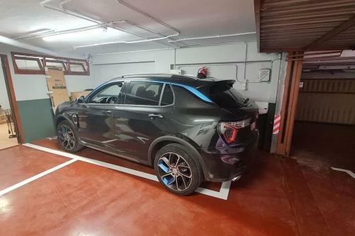 Rosa de Ciudad. Chalet C�ntrico Con Mucha Intimidad