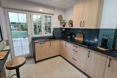 Rosa de Ciudad. Chalet C�ntrico Con Mucha Intimidad