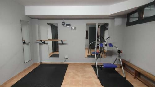 Rosa de Ciudad. Chalet C�ntrico Con Mucha Intimidad