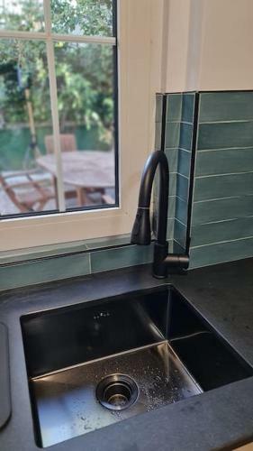 Rosa de Ciudad. Chalet C�ntrico Con Mucha Intimidad