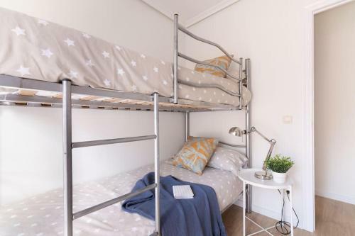 C�ntrico Y C�modo Apartamento Con Parking Privado