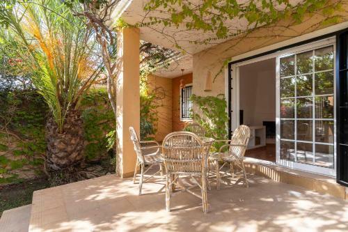 Rentafive Urb Piscina Chalet Terrazas 23143