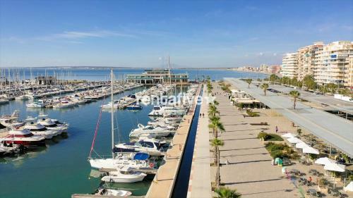 Apartamento Rentafive Primera L�nea Terraza Reformado