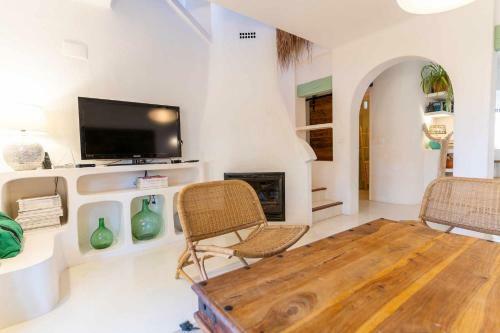 Rentafive Nuevo Villa Ibicenca Piscina