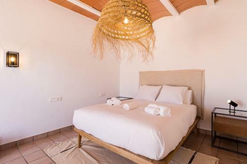 Villa Your Perfect Hideaway Only 5 Minutes From Ibiza