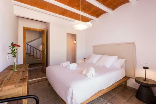 Villa Your Perfect Hideaway Only 5 Minutes From Ibiza