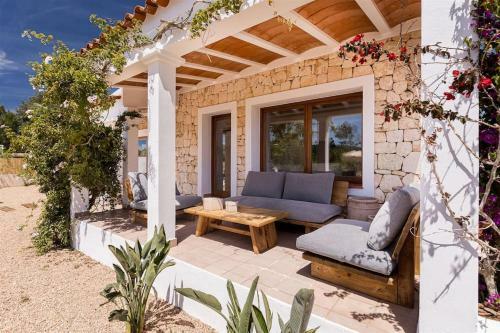 Villa Your Perfect Hideaway Only 5 Minutes From Ibiza
