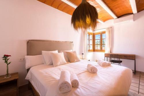 Villa Your Perfect Hideaway Only 5 Minutes From Ibiza