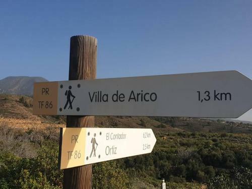 Amplio Apartamento Con Terraza Privada, Piscina Compartida En Arico