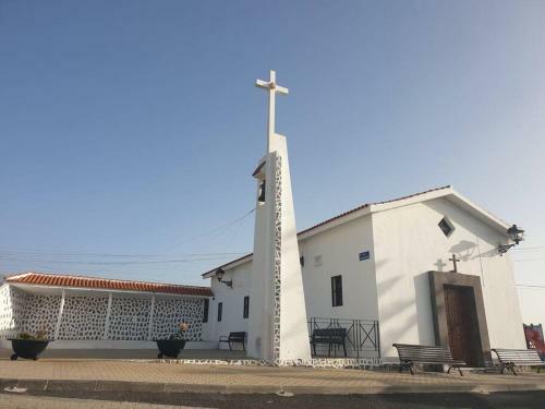 Amplio Apartamento Con Terraza Privada, Piscina Compartida En Arico
