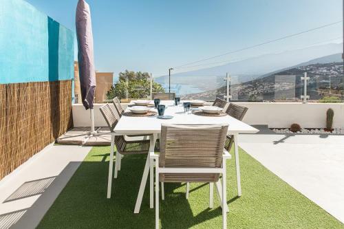 Chalet Con Piscina En Tabaiba By Alterhome