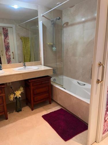Apartamento Los Granados de La Duquesa 112