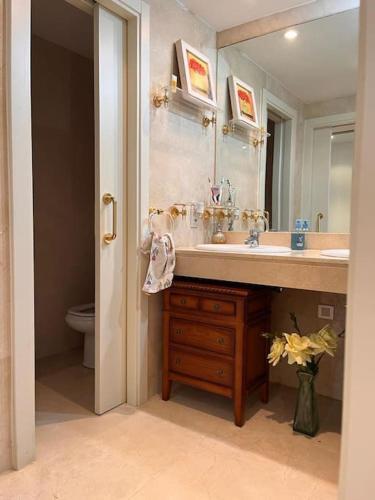 Apartamento Los Granados de La Duquesa 112