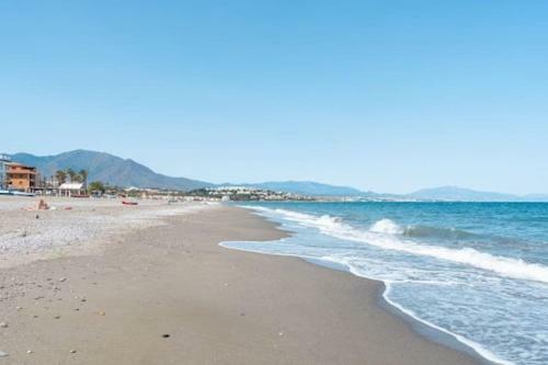 Sun & Sea Beach Apartment Sabinillas