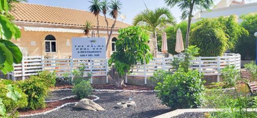Palm Resort Duplex Apartment