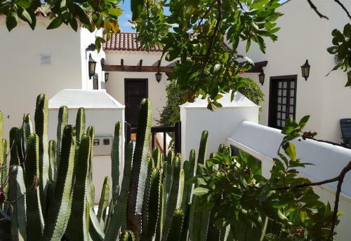3-bedroom Villa In Golf Del Sur
