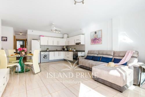 4x Bedrooms Poolside Apartment In Amarilla Golf
