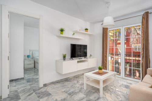 Downtown Cozy Apartment In Los Boliches Ref 180